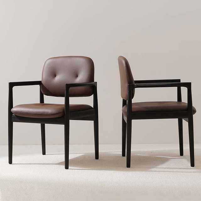 Fauteuils de salle à manger de chaise d'appoint à dossier ouvert tapissés en cuir marron moderne 