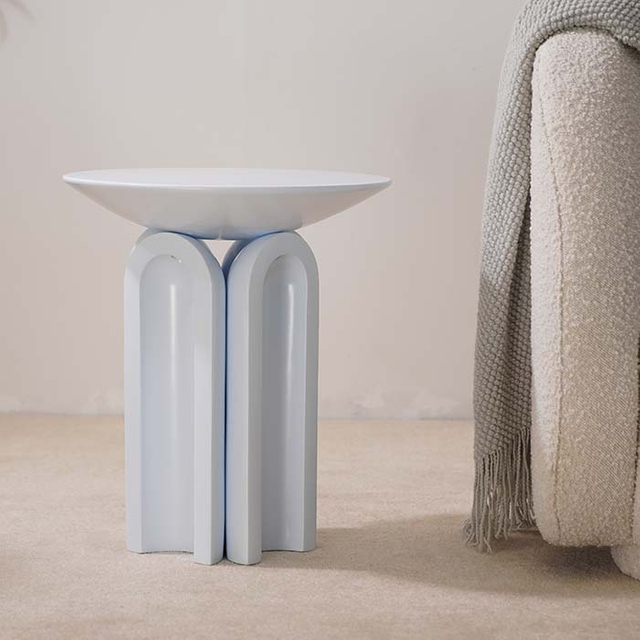 Table d'appoint/table de nuit en fibre de verre de conception unique bleu ciel de luxe