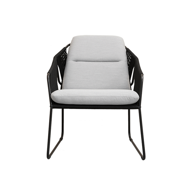 Coussin de chaise longue tissé en métal noir imperméable moderne amovible
