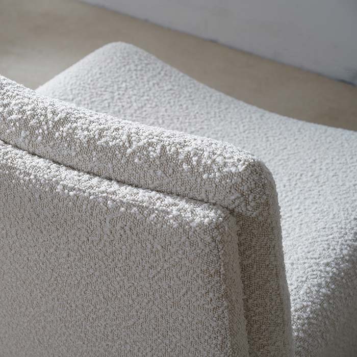 Chaise d'appoint italienne rembourrée carrée et douce en blanc 