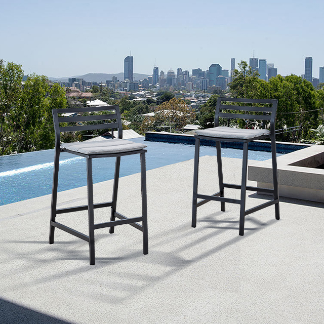 chaises d'ext&eacute;rieur en m&eacute;tal