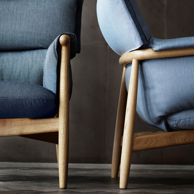 Chaises longues de salle à manger en bois modernes