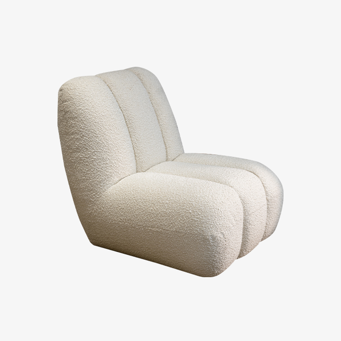 Chaise longue minimaliste avec canapé simple et boucle